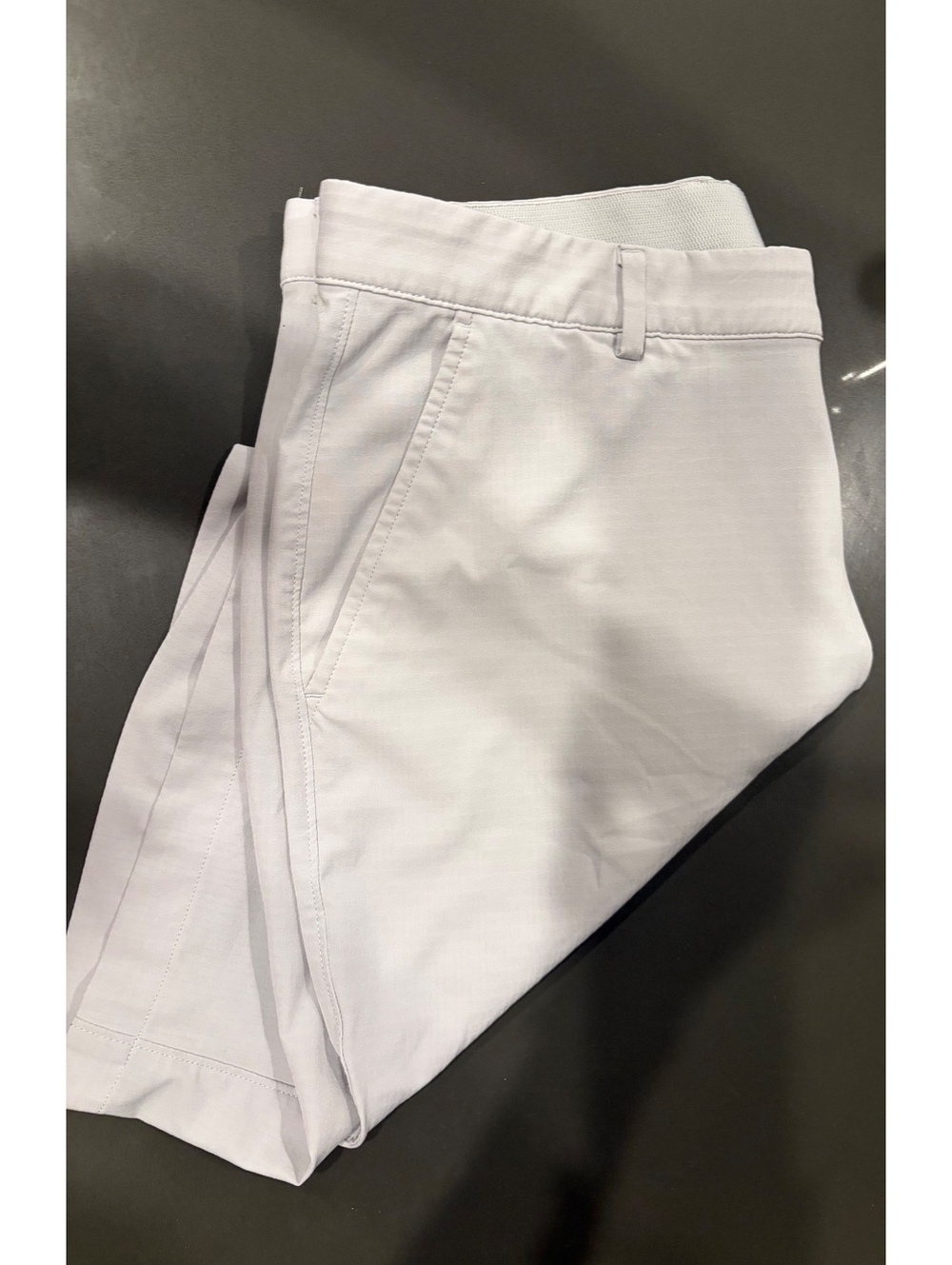 Greg Norman White Polyester Spandex Golf Shorts Size 36 Made in Jordan